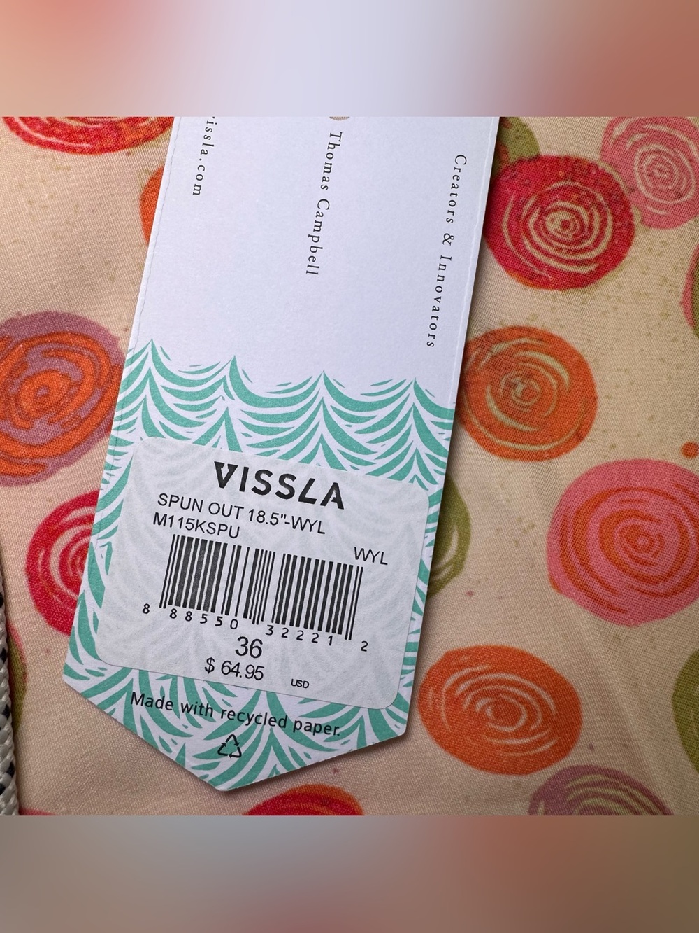 Vissla Spun Out 18.5" boardshorts featuring a Thomas Campbell print size 36 NWT - Picture 5 of 9